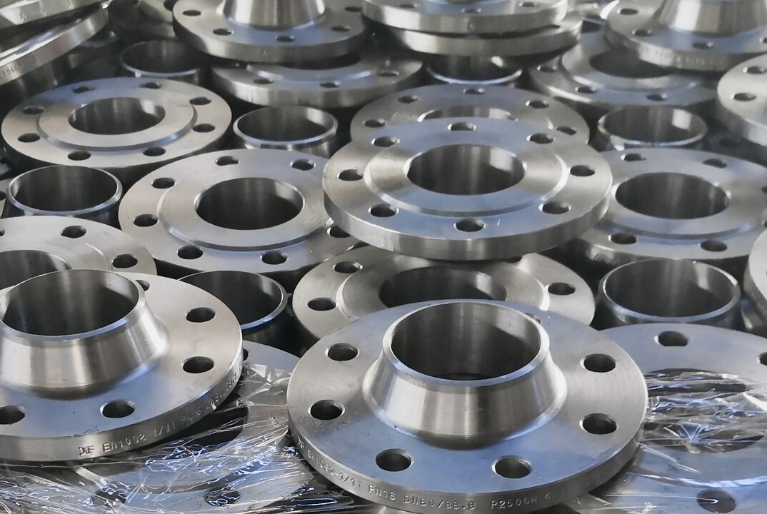 Flanges